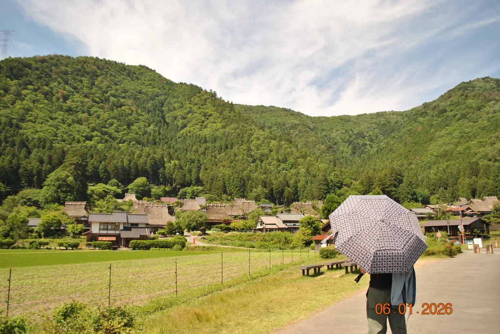 The thatched-roof homes at Kayabuki no Sato.